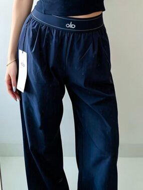 🤔Alo Yoga Suit Up Trouser Navy Blue Sz XS Clean Girl Wide-Leg Pants 30"💙